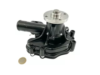 traktor vízszivattyú Yanmar 4TNV94 motorhoz 1. változat (4)