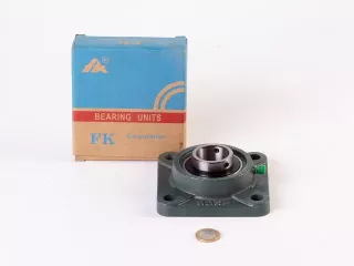 UCF206 csapágyegység (csapágy +