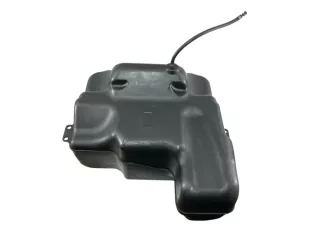 Üzemanyag tank Iseki AT25 japán kistraktorhoz, használt (1)