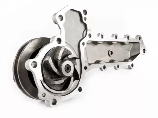 Vízszivattyú Kubota D1301 motorhoz (4)