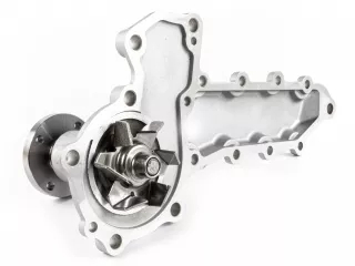 Vízszivattyú Kubota V2403 motorhoz 1. változat (4)