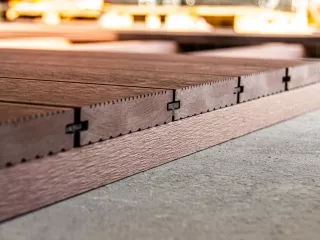 WPC teraszburkolat sötét vöröses barna (