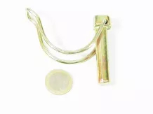 biztosítószeg + félkörrugó 11