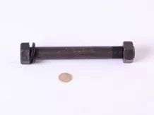 eke hatlapfejű csavar komplett m24x1.5x190