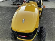 Force 325 Stage V motorháztető