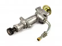 Iseki E3AF1 olajszivattyú talpszűrővel, használt