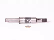 MTZ vízszivattyú tengely új típus